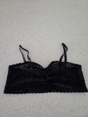 Torrid Black Stretch Lace Bandeau Bralette SIZE 2